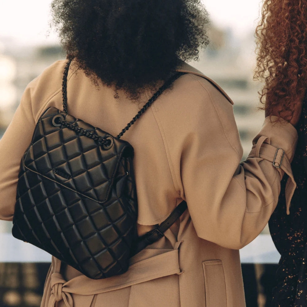 Elegant Black Quilted Shoulder Bag